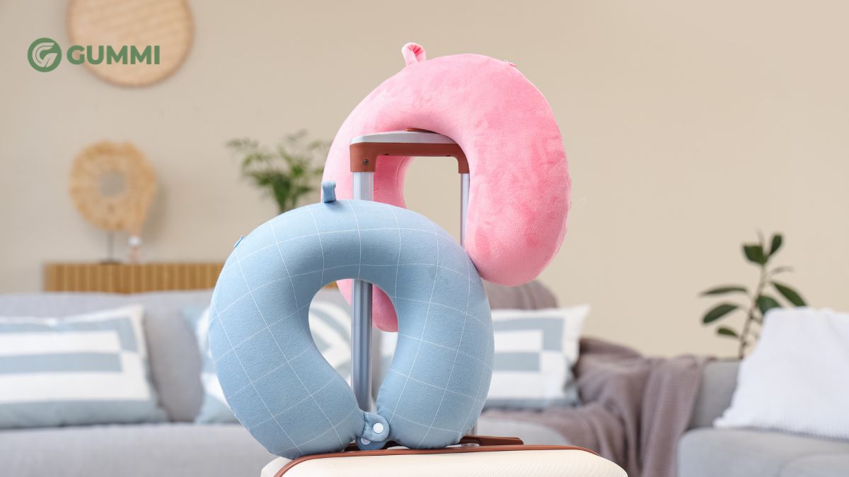 Cách vệ sinh gối chữ U
