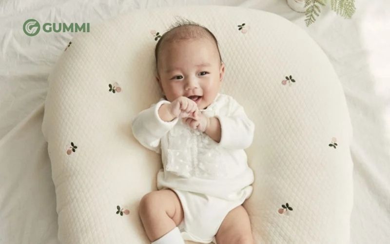 Gối chống trào ngược giúp chống trào ngược dạ dày ở trẻ sơ sinh