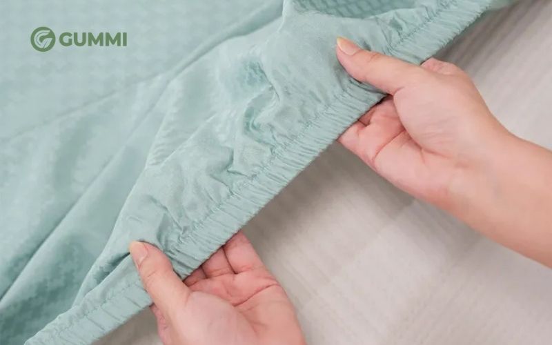 Ý nghĩa và cách chọn chăn ga gối màu xanh lá cây đẹp 3 Chọn chăn ga gối màu xanh lá cây theo chất liệu