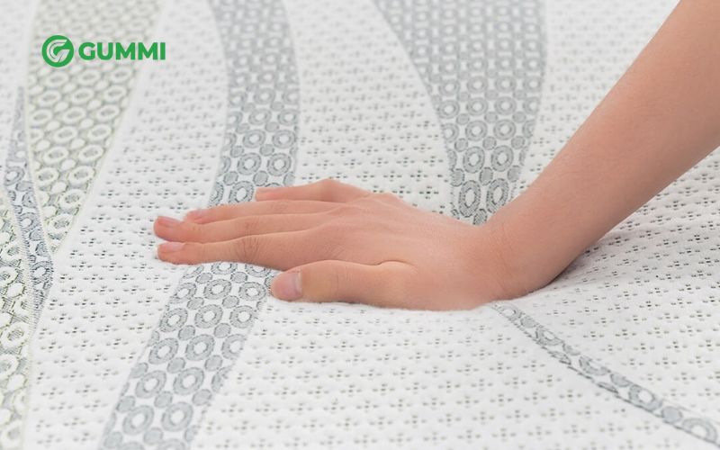 Mua nệm cao su 1m4 - Chọn thương hiệu nào uy tín hiện nay? 5 Nằm thử nệm để biết sản phẩm có phù hợp với bản thân hay không