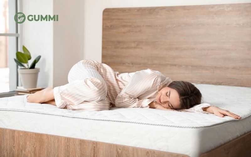 Nệm cao su non là gì? Có nên mua nệm cao su non không? 2 Nệm cao su non nằm có tốt không?