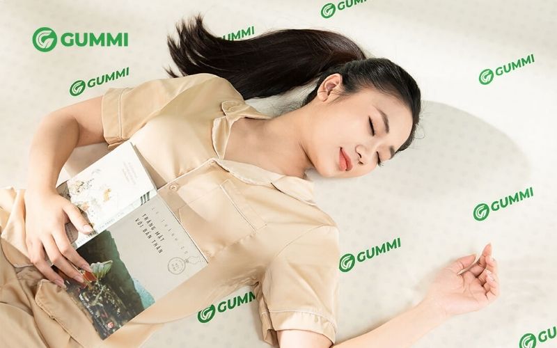 Thiết kế độc đáo của nệm cao su giúp nâng đỡ toàn bộ cơ thể