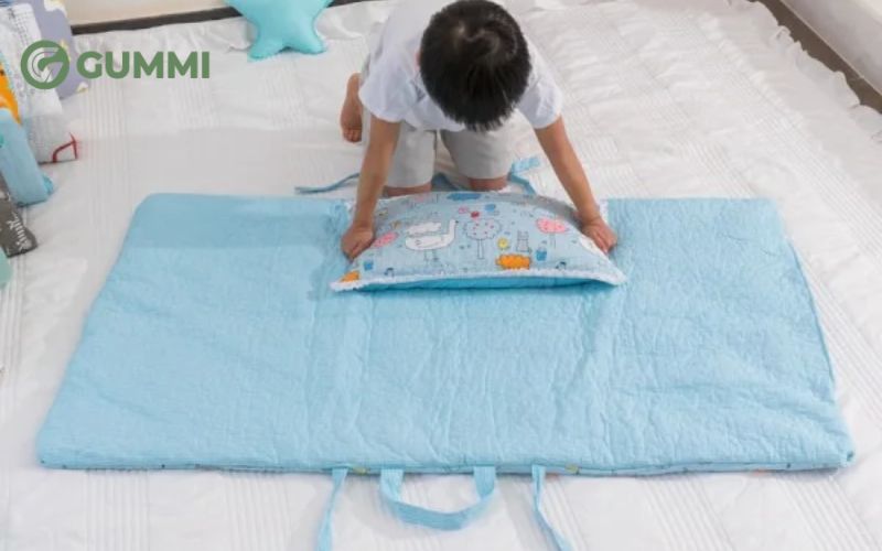 Nệm em bé đi học có thể dễ dàng làm sạch