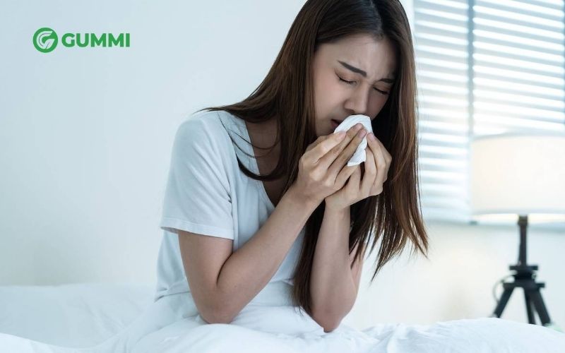 Top 5 nệm cho người dễ dị ứng tốt nhất nên sử dụng 2 Dị ứng có thể khiến người bệnh khó ngủ, ngủ không ngon giấc do các triệu chứng như ngứa mũi, hắt hơi, sổ mũi, nghẹt mũi, ho…