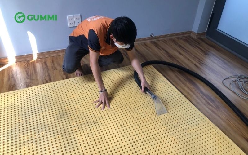 Khi cân nhắc chọn những đơn vị giá rẻ hơn, hãy tìm hiểu các chi phí phát sinh