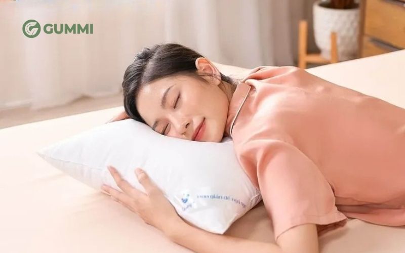 Hướng dẫn nằm gối đúng cách cho tư thế nằm sấp