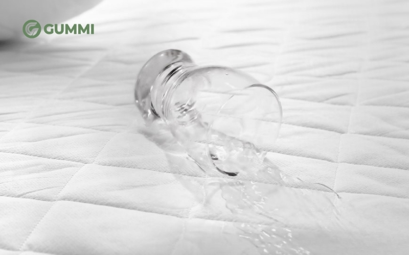 10 Cách bảo quản nệm cao su đơn giản để duy trì tuổi thọ nệm 4 Cần làm khô nệm ngay khi bị ướt