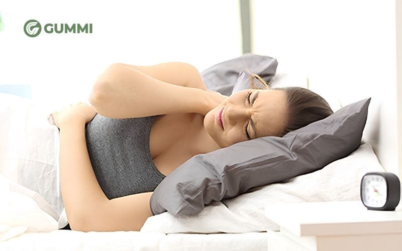 Để bảo vệ sức khỏe thì nên nằm gối cao hay thấp? Tại sao? 1 Nằm gối quá cao có thể dẫn đến nhiều chứng bệnh nguy hiểm