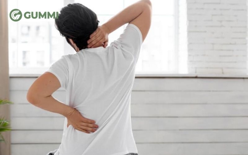 Nệm cao su non nằm có đau lưng không? Giải đáp chi tiết 1 Ngủ sai tư thế có thể gây nên hiện tượng đau lưng