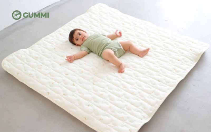 Nệm cho bé trai mỏng và thoáng khí là lựa chọn tốt nhất