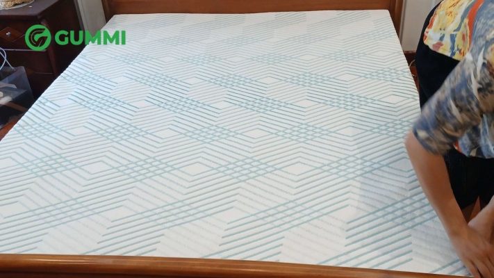 Cắt nệm cao su tại nhà