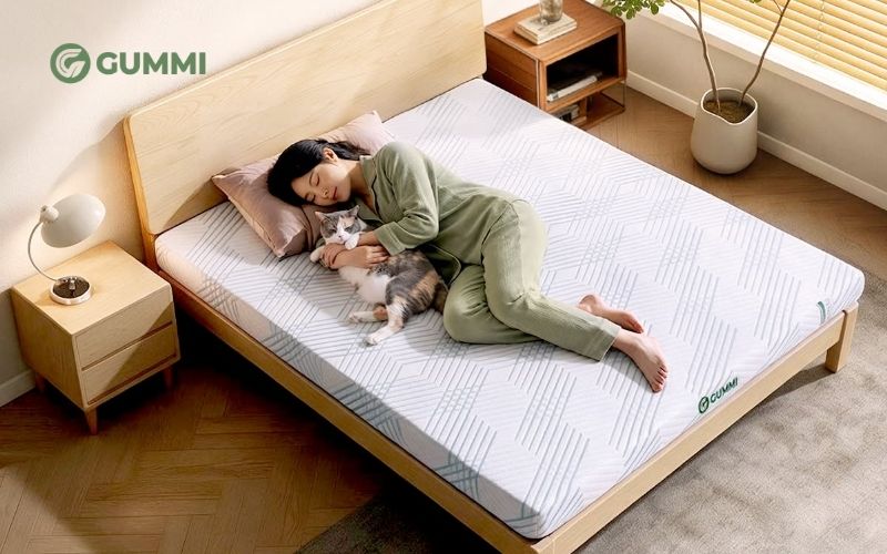 Nệm cao su bị ướt phải làm sao? Cách xử lý nhanh và hiệu quả 7 Chọn mua nệm cao su dễ vệ sinh từ thương hiệu Gummi