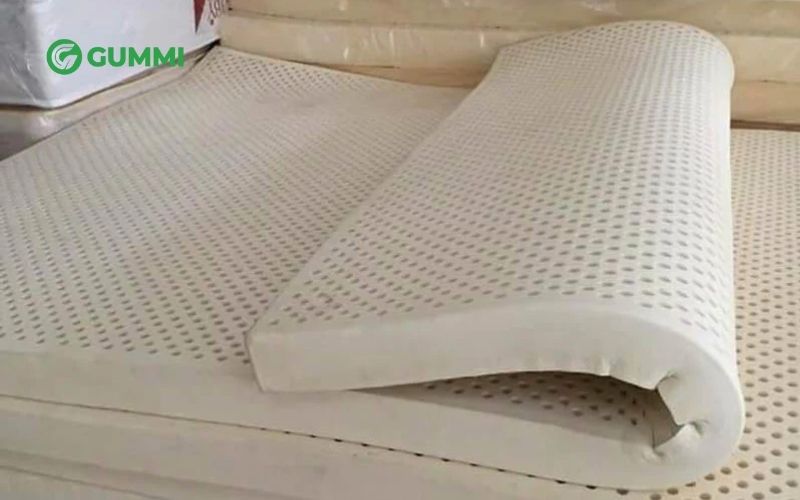 Nệm cao su nhân tạo là gì? Đánh giá chi tiết trước khi mua 4 Chọn sản phẩm từ nhà sản xuất rõ nguồn gốc, có chứng nhận an toàn