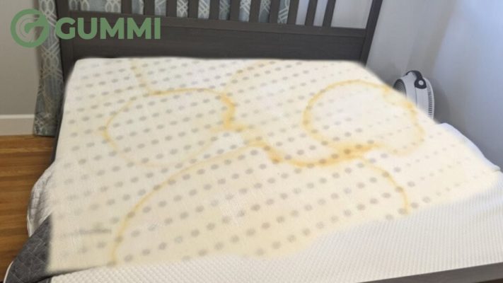 10 cách xử lý nệm cao su bị mốc, trắng sáng như mới