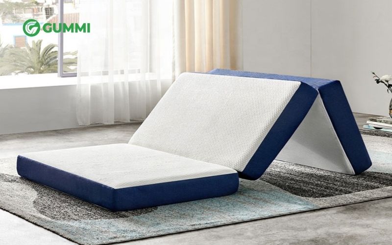 Nệm cao su gấp 3 là gì? Có nên mua không? 1 Nệm cao su gấp 3 là lựa chọn tối ưu cho những ai ưu tiên sự tiện lợi, thoải mái và tiết kiệm không gian mà vẫn đảm bảo chất lượng giấc ngủ.
