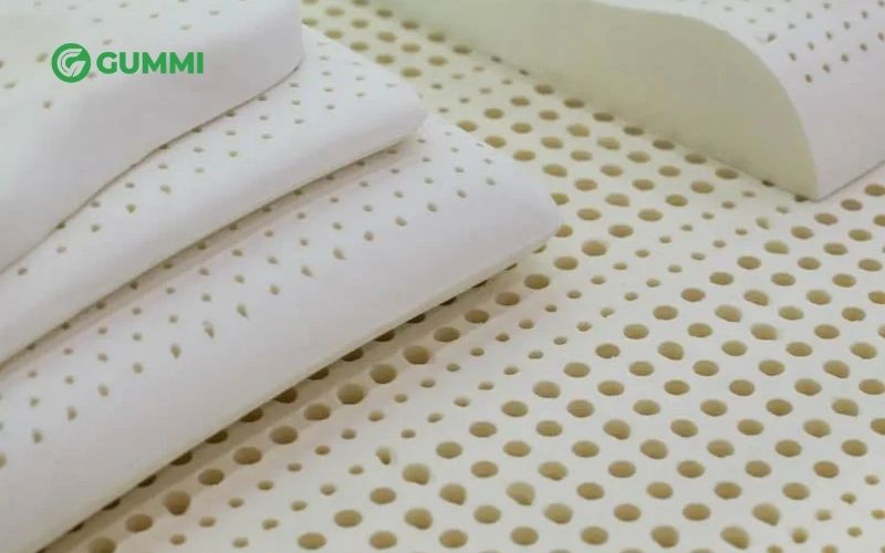 Nệm cao su nhân tạo là gì? Đánh giá chi tiết trước khi mua 2 Đệm cao su nhân tạo được nhiều người lựa chọn nhờ sự tiện dụng, cảm giác êm ái và chi phí dễ tiếp cận