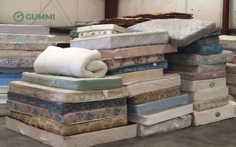 Có nên mua đệm cũ thanh lý không?