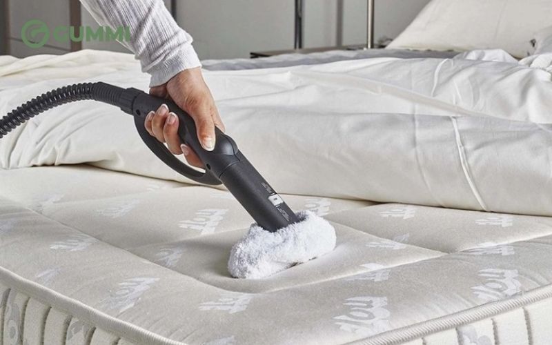 Sử dụng dịch vụ giặt đệm thường xuyên là cần thiết để đảm bảo môi trường ngủ sạch sẽ
