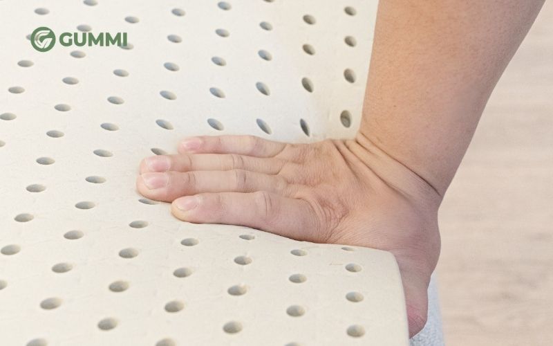 Nệm cao su 1m2 x 1m9 tốt không? Kinh nghiệm chọn mua nệm chất lượng 2 Nệm cao su 120x190 có độ đàn hồi tốt