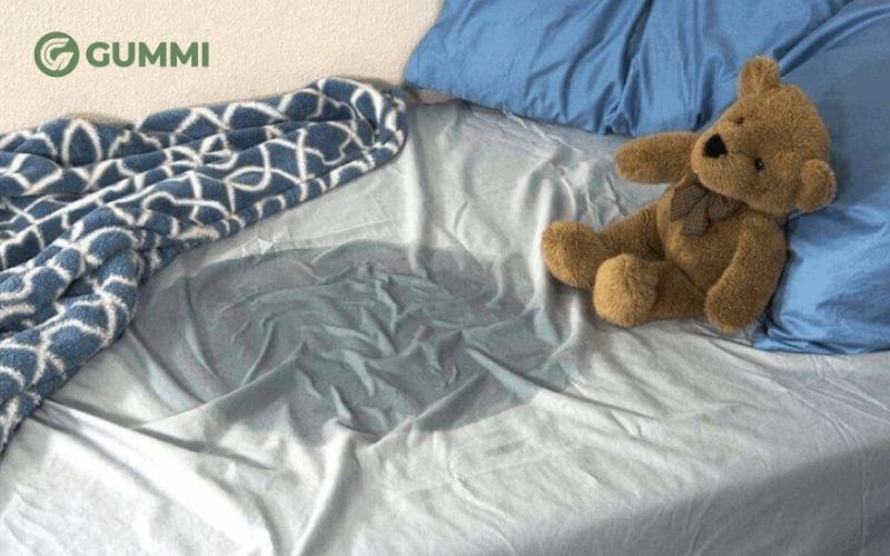 Khi nệm cao su bị thấm nước có thể ảnh hưởng đến chất lượng nệm và sức khỏe người sử dụng.