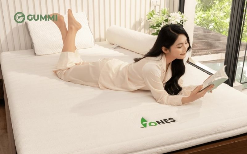 Nệm cao su thiên nhiên có độ đàn hồi cao và khả năng nâng đỡ cột sống tốt