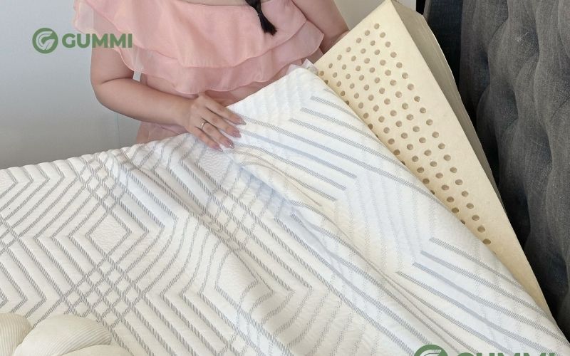 Hướng dẫn vệ sinh nệm đúng cách giúp nệm sạch như mới 2 Tháo vỏ nệm trước khi tiến hành làm sạch