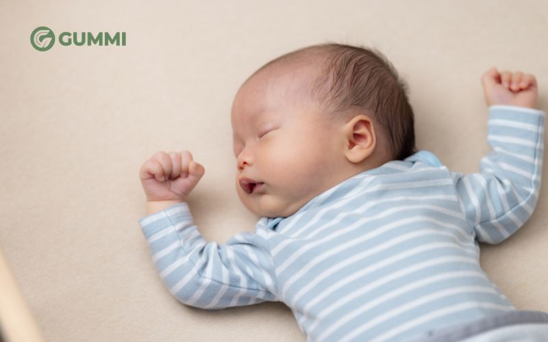 Trẻ sơ sinh nằm nệm được không? Cảnh báo cha mẹ cần biết 2 Trẻ sơ sinh nằm nệm được không?