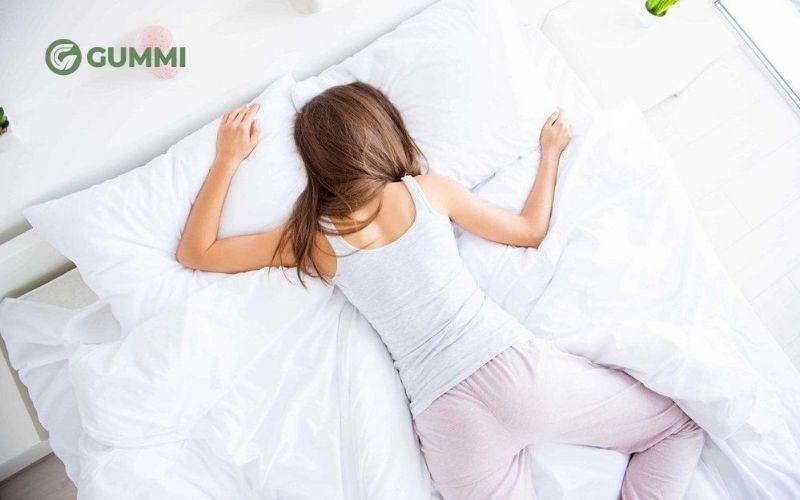 Tư thế nằm sai cũng có thể khiến bạn bị đau lưng khi nằm nệm