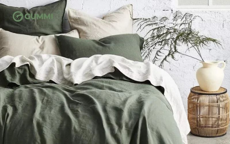 Trẻ sơ sinh nằm nệm bị nóng lưng: Nguyên nhân và 10 cách khắc phục hiệu quả 1 Nguyên nhân trẻ sơ sinh nằm nệm bị nóng lưng - Ga nệm được làm từ các vật liệu kém chất lượng