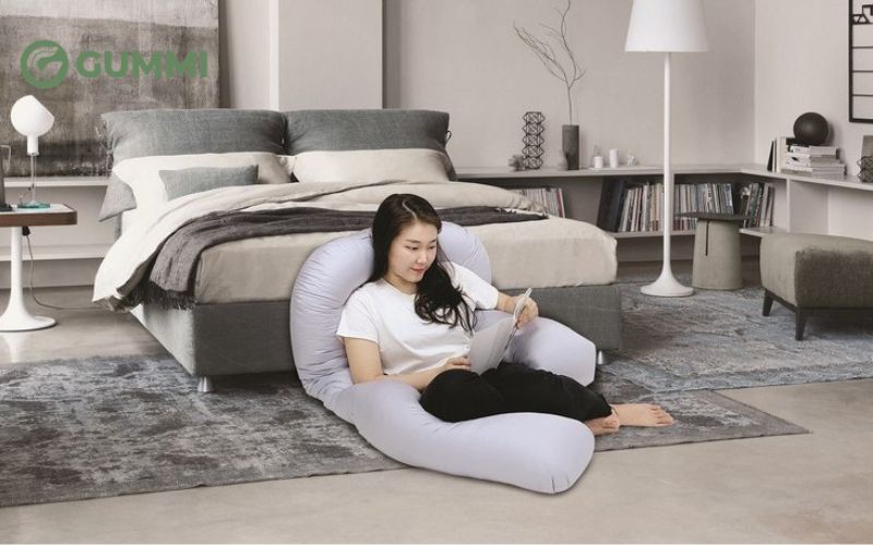 Gối cho bà bầu và gối thường
