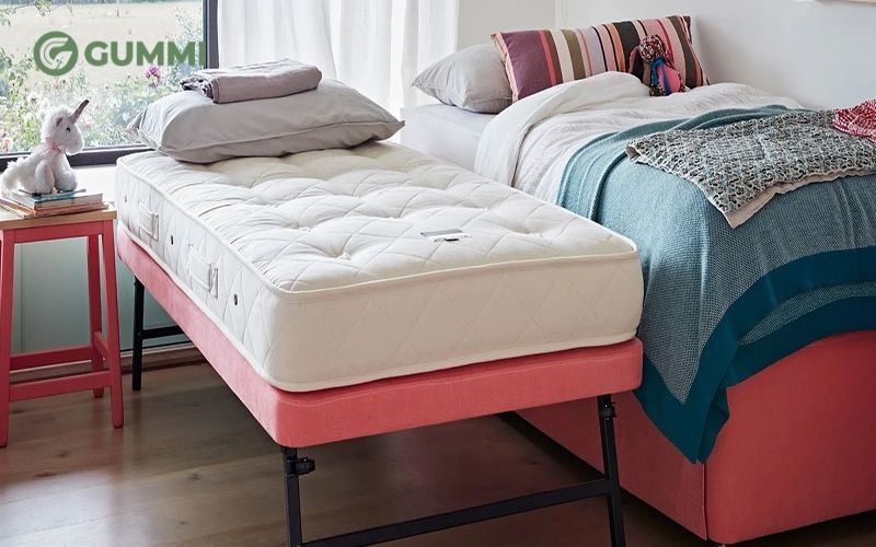 Nệm lò xo được ưa chuộng nhờ độ đàn hồi và nâng đỡ tốt cho cơ thể