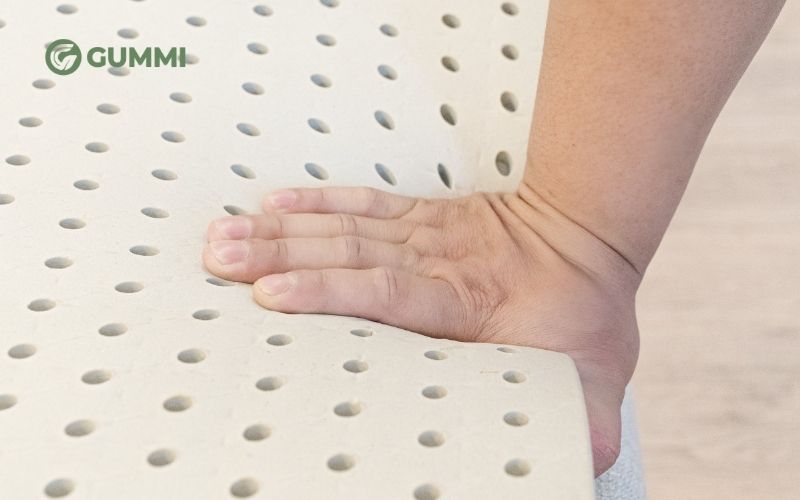 Top 12 mẫu đệm khách sạn 4 sao chất lượng được ưa chuộng 2 Nệm cao su thiên nhiên mang lại độ bền và sự thông thoáng