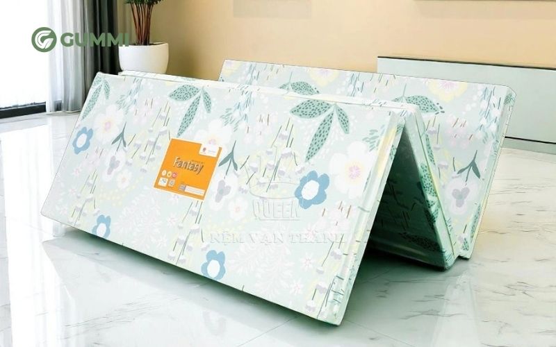 Nệm giá rẻ dưới 1 triệu thường có thiết kế gọn nhẹ