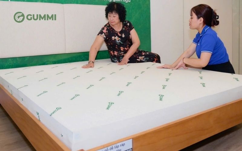 Mua nệm ở đâu quận 5? Top 10 cửa hàng nệm quận 5 giá tốt 12 Đội ngũ tư vấn chuyên nghiệp giúp chọn nệm phù hợp hơn
