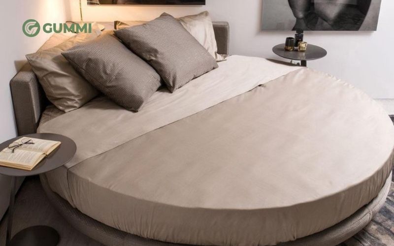 Nệm tròn với thiết kế độc đáo tạo điểm nhấn cho không gian nghỉ ngơi