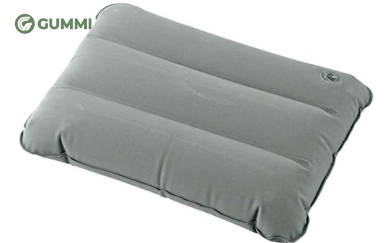 Gối hơi phù hợp với những người thường xuyên phải di chuyển liên tục hoặc nhân viên văn phòng