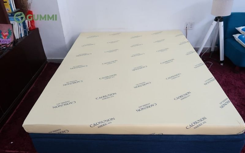 Nệm cao su non đạt chuẩn thường chỉ có mùi nhẹ, không gây khó chịu