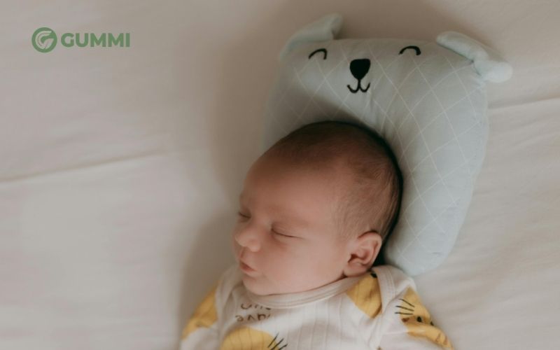 Chọn kích thước gối chống lõm đầu phù hợp với độ tuổi của bé