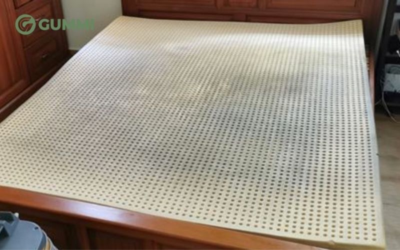 Không nên tái sử dụng khi nệm bị ẩm mốc kéo dài